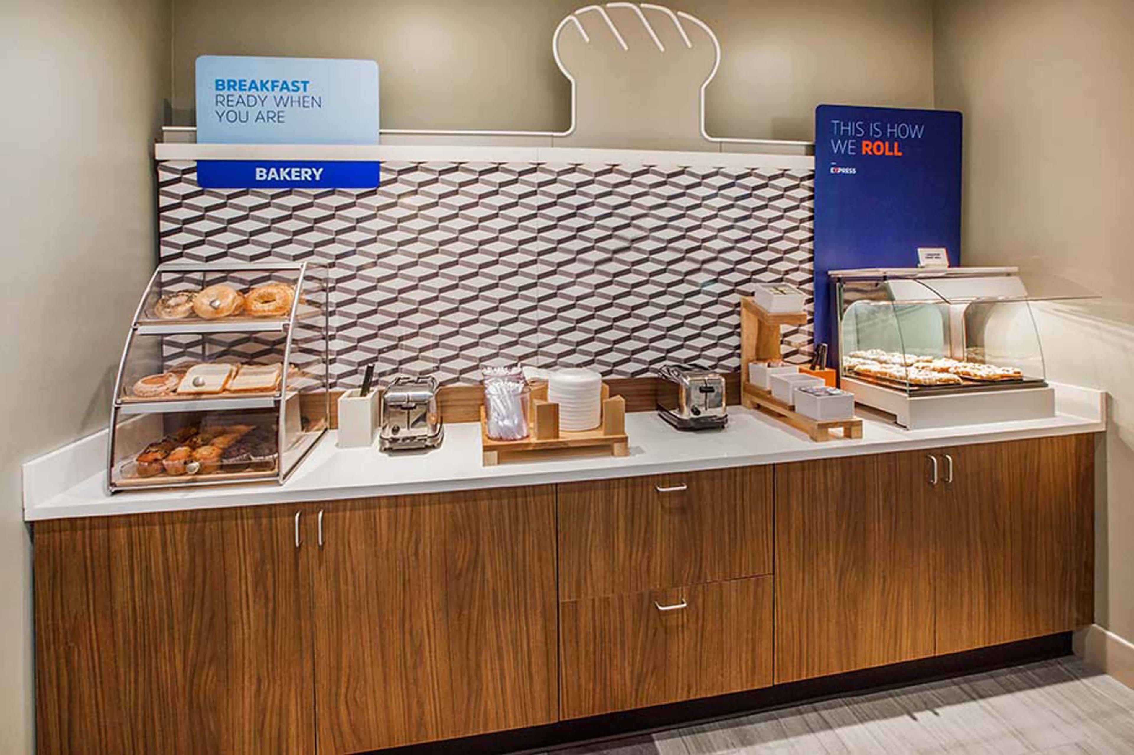 Holiday Inn Express & Suites Detroit - Novi By Ihg מראה חיצוני תמונה