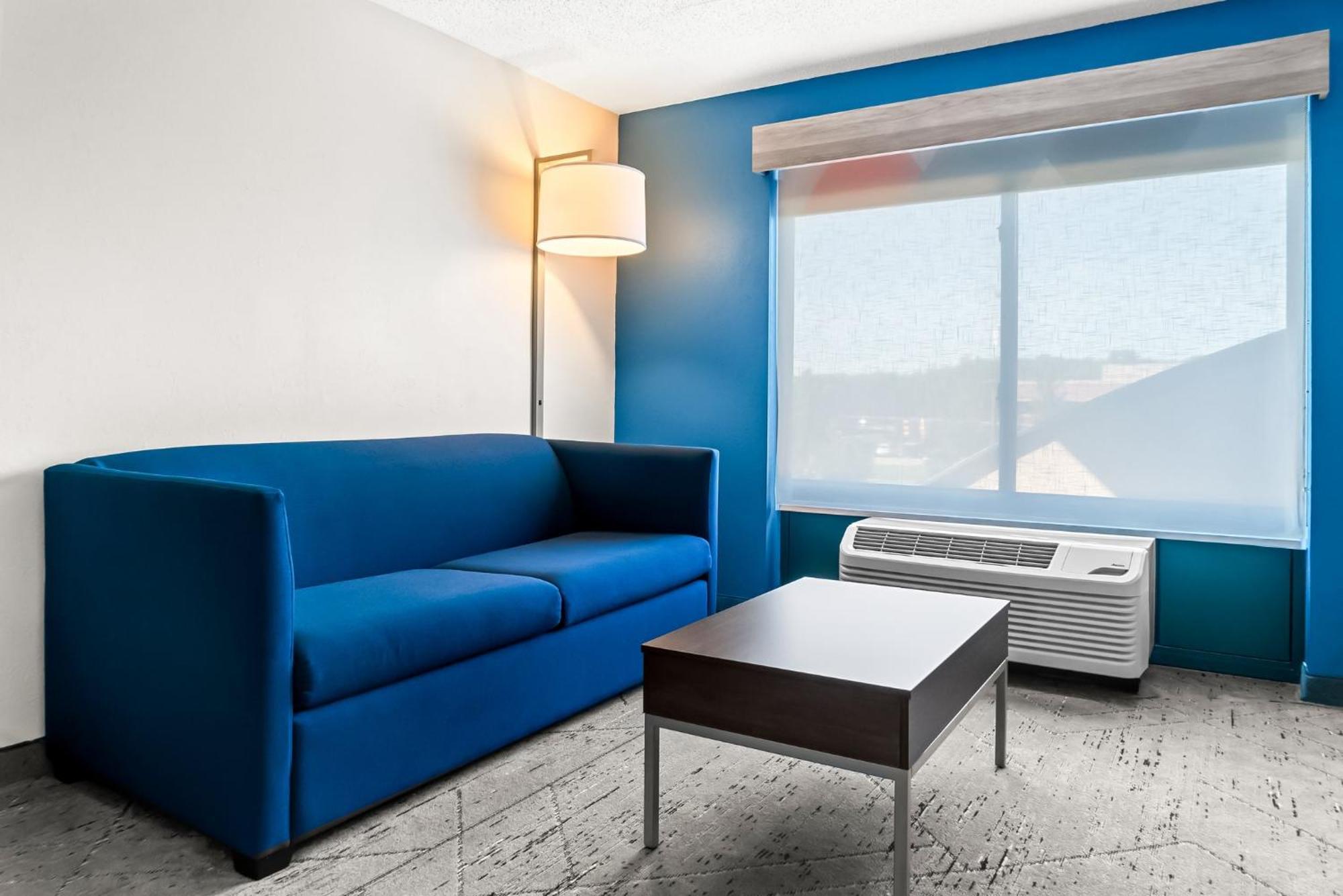 Holiday Inn Express & Suites Detroit - Novi By Ihg מראה חיצוני תמונה