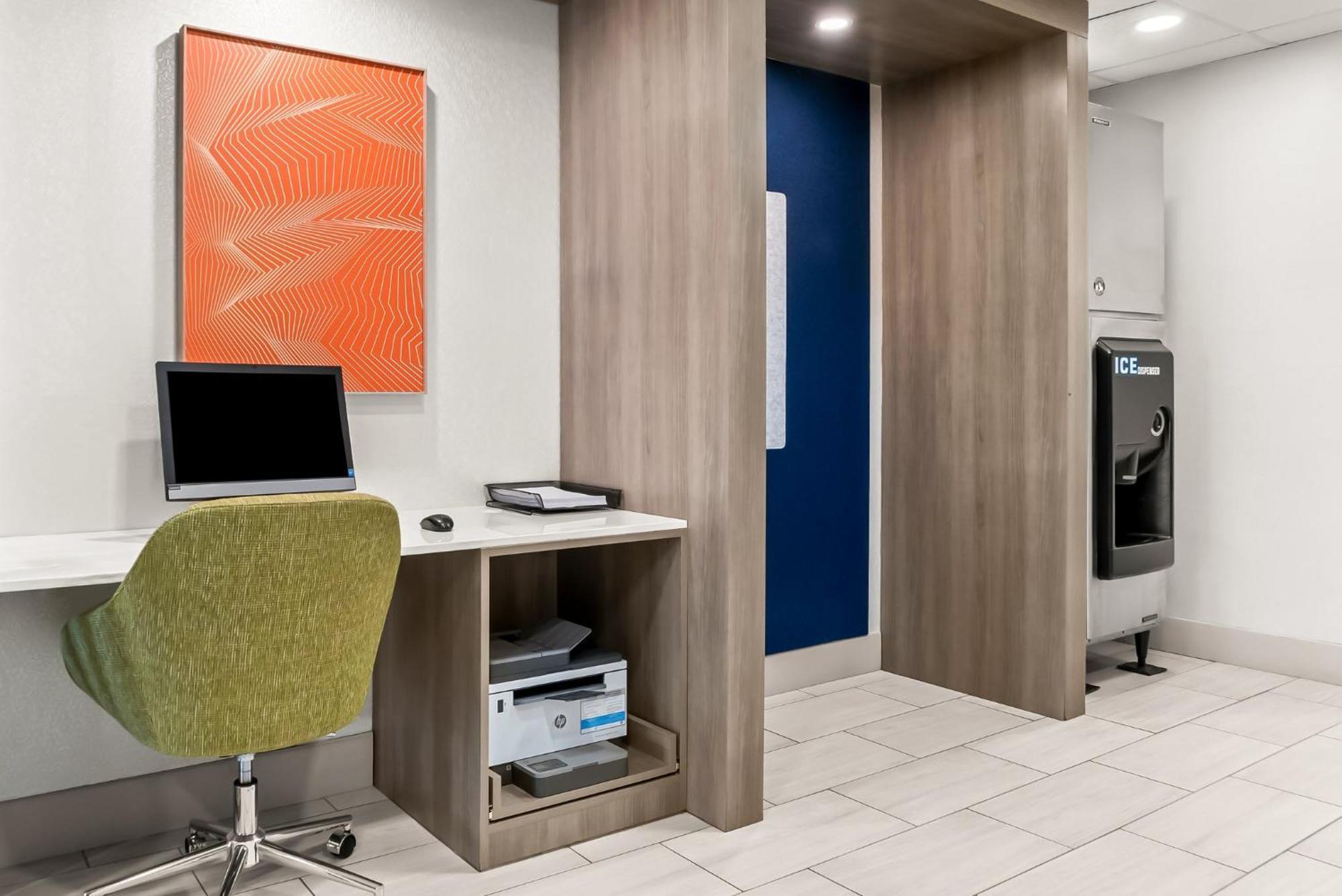 Holiday Inn Express & Suites Detroit - Novi By Ihg מראה חיצוני תמונה