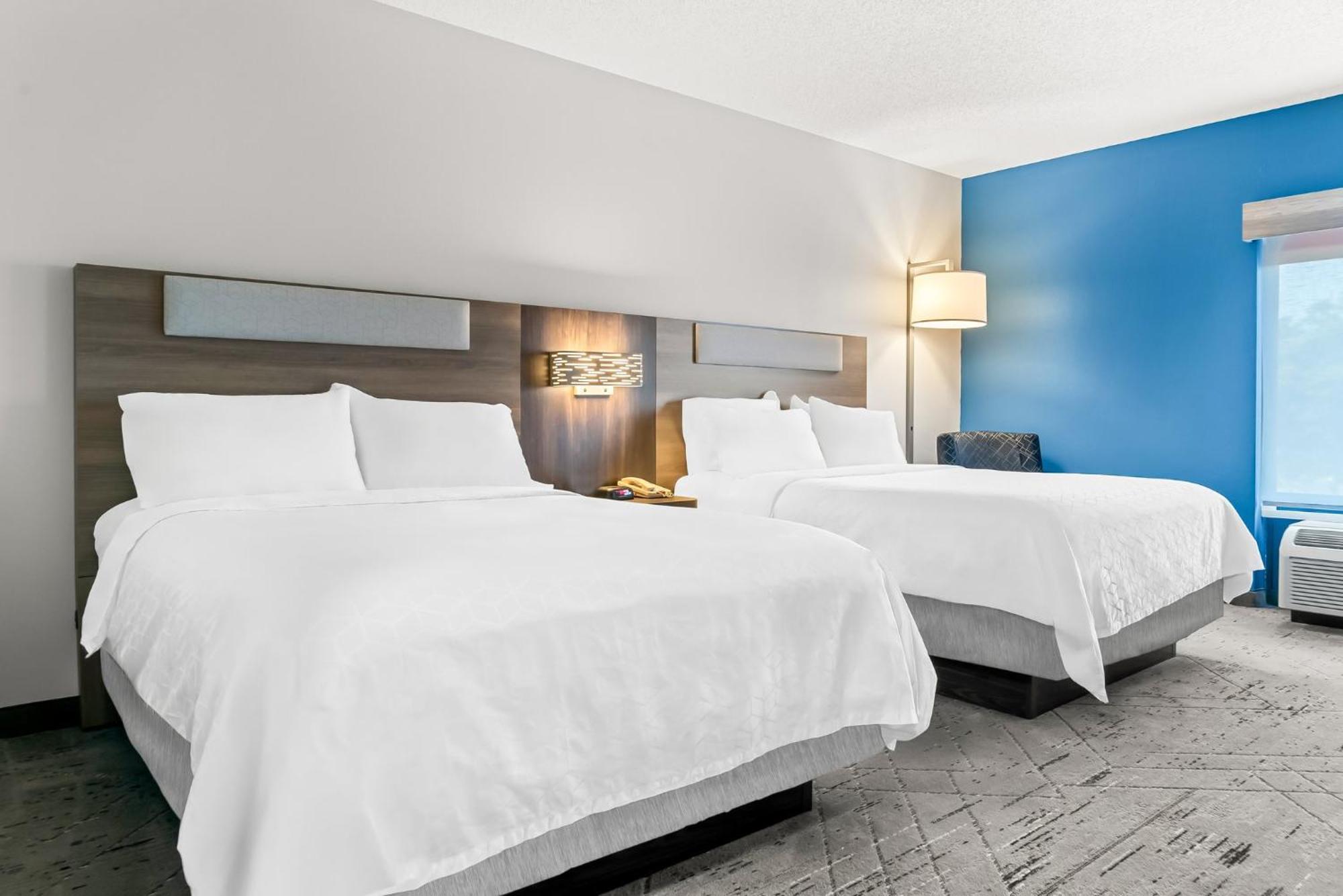 Holiday Inn Express & Suites Detroit - Novi By Ihg מראה חיצוני תמונה