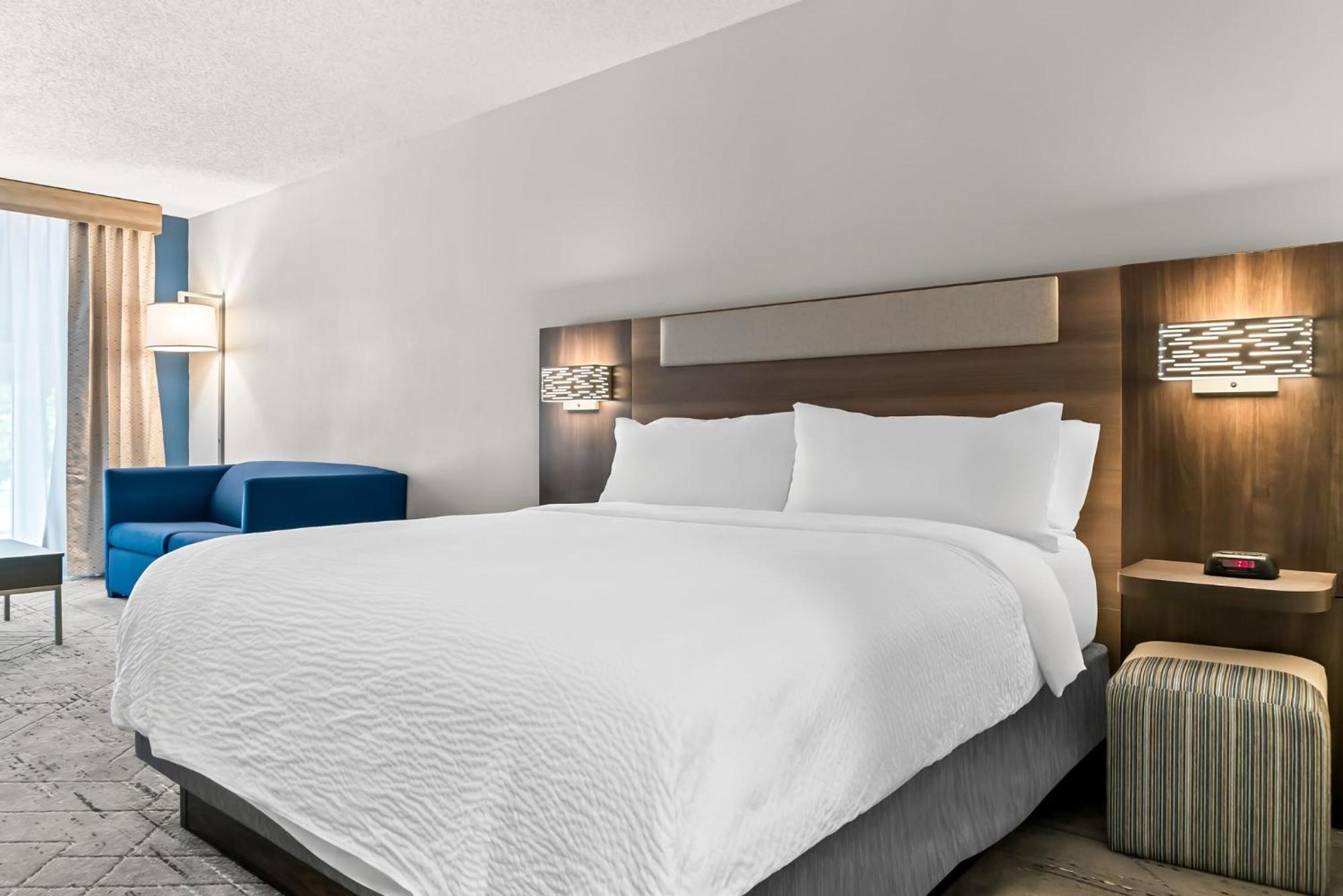 Holiday Inn Express & Suites Detroit - Novi By Ihg מראה חיצוני תמונה