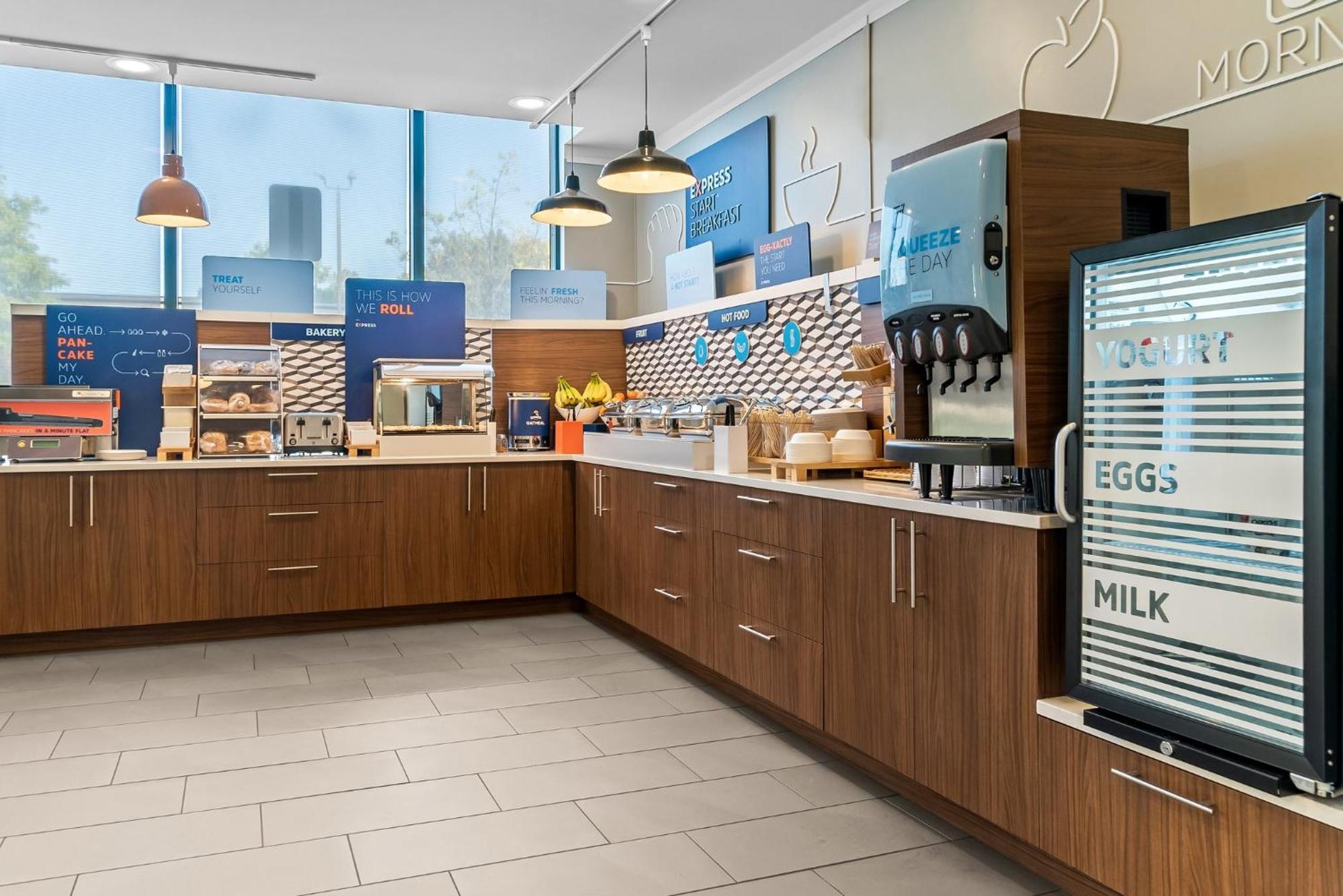 Holiday Inn Express & Suites Detroit - Novi By Ihg מראה חיצוני תמונה