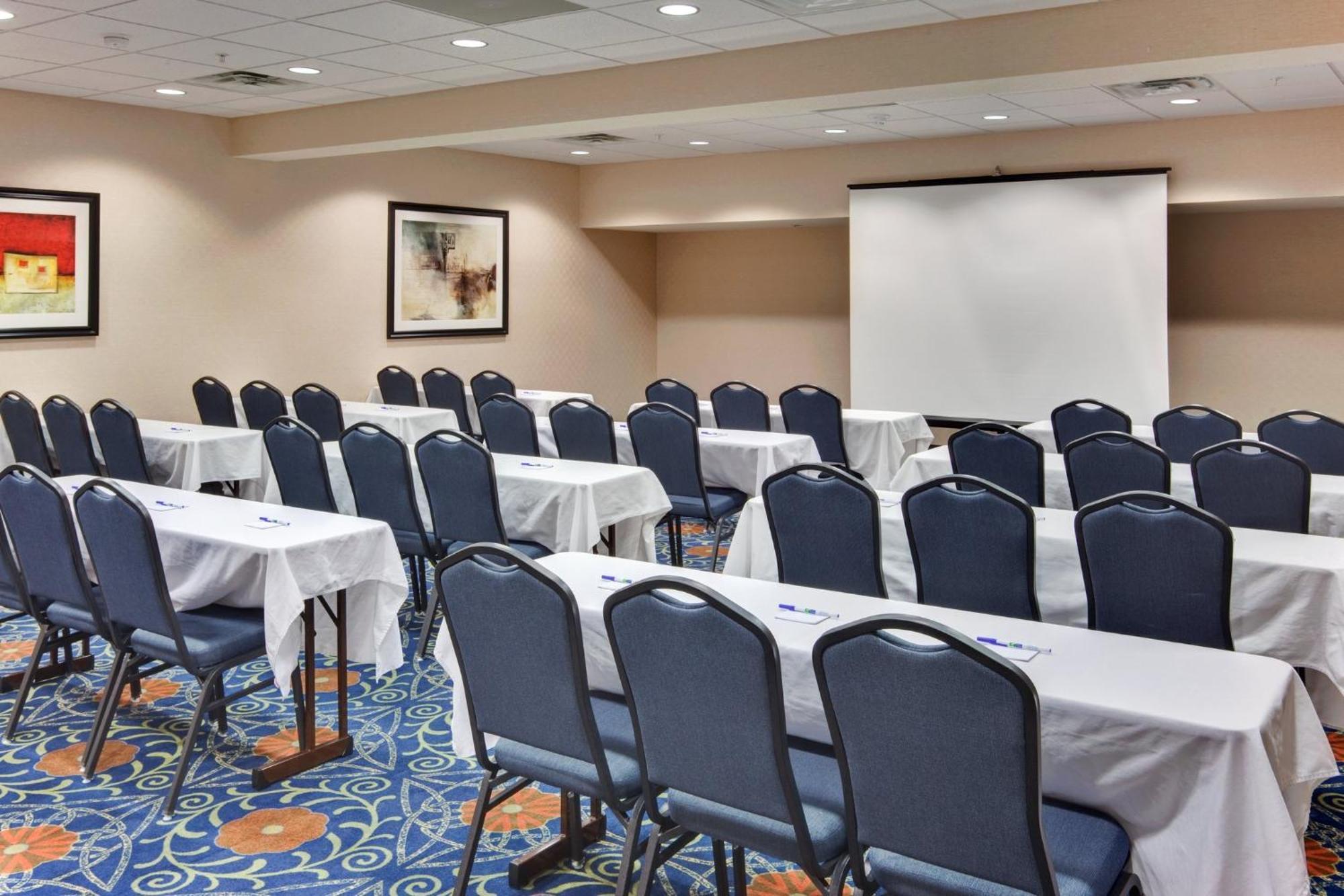 Holiday Inn Express & Suites Detroit - Novi By Ihg מראה חיצוני תמונה
