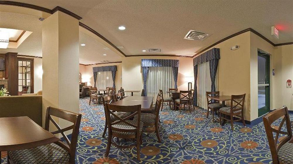 Holiday Inn Express & Suites Detroit - Novi By Ihg מראה חיצוני תמונה