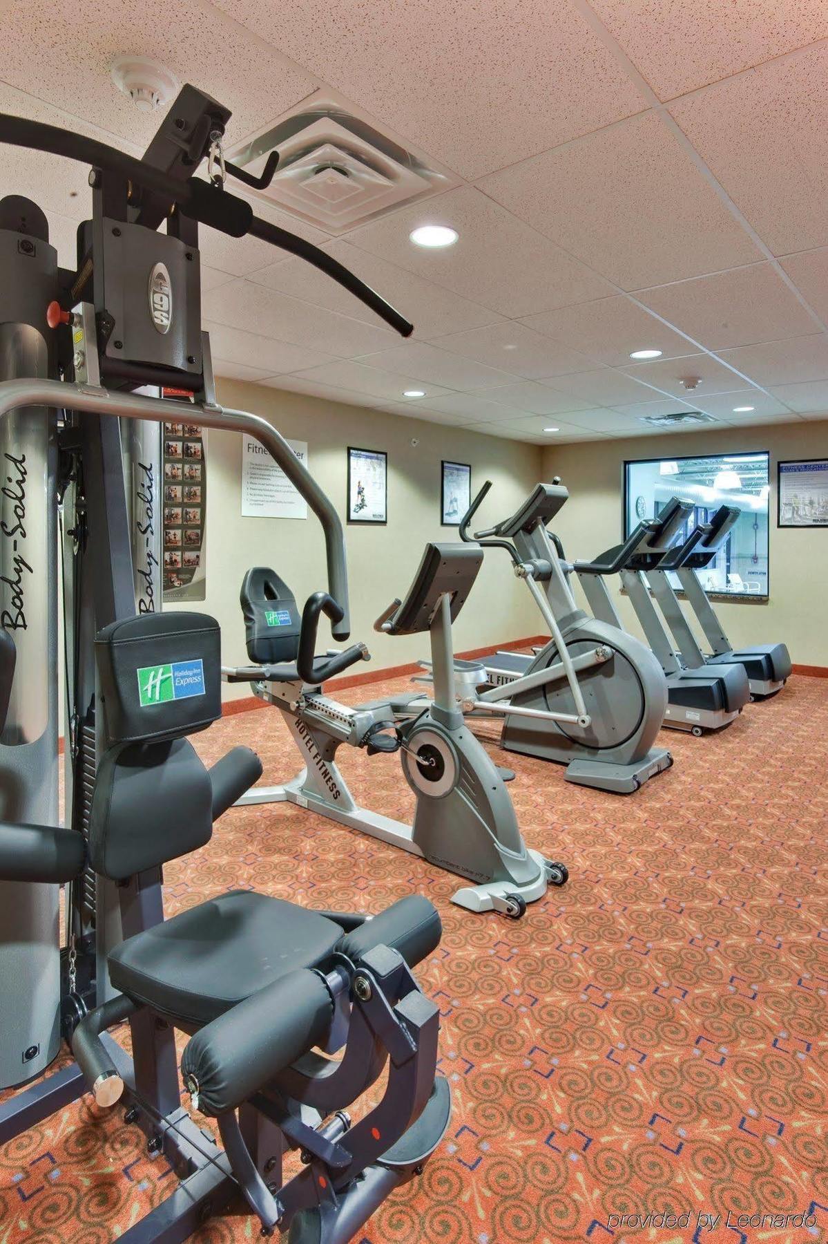Holiday Inn Express & Suites Detroit - Novi By Ihg מראה חיצוני תמונה